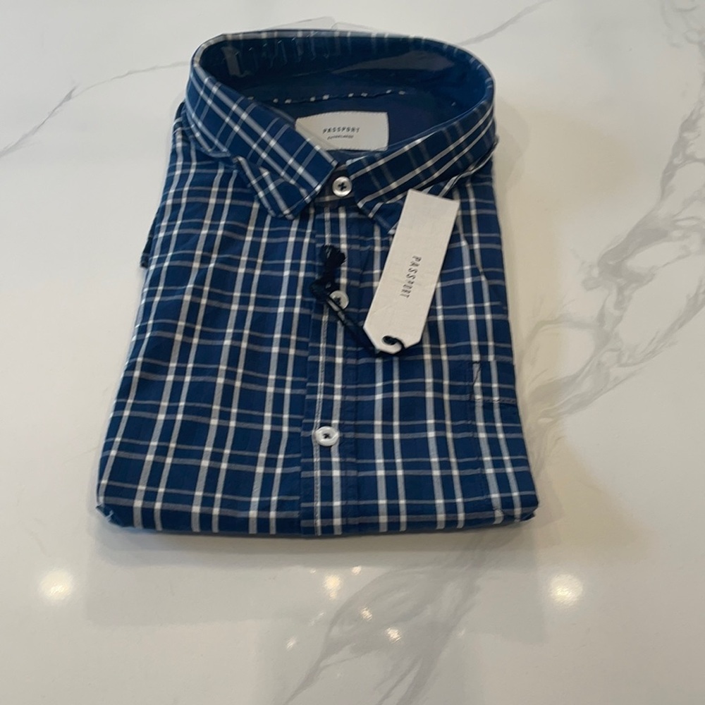 Long sleeve button down men’s business shirt xl